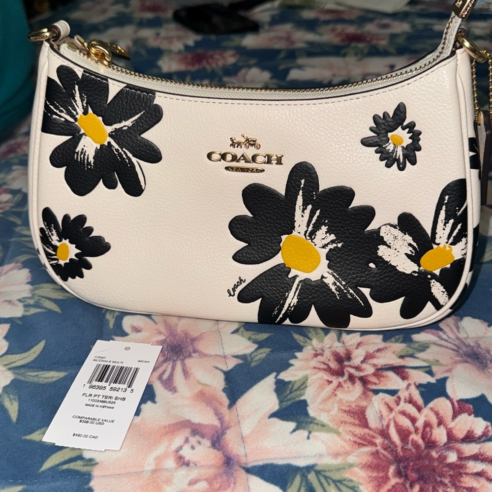 NWT - Teri Shoulder Bag - Coach White and Black Floral Shoulder Bag